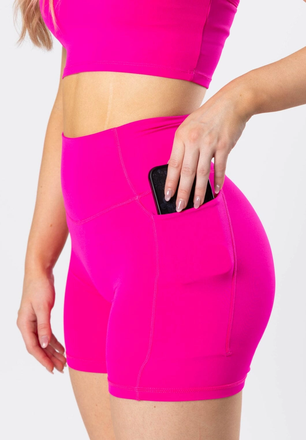 Flats RecStretch Empower Sculptseam?  Plus Pocket Short Crush