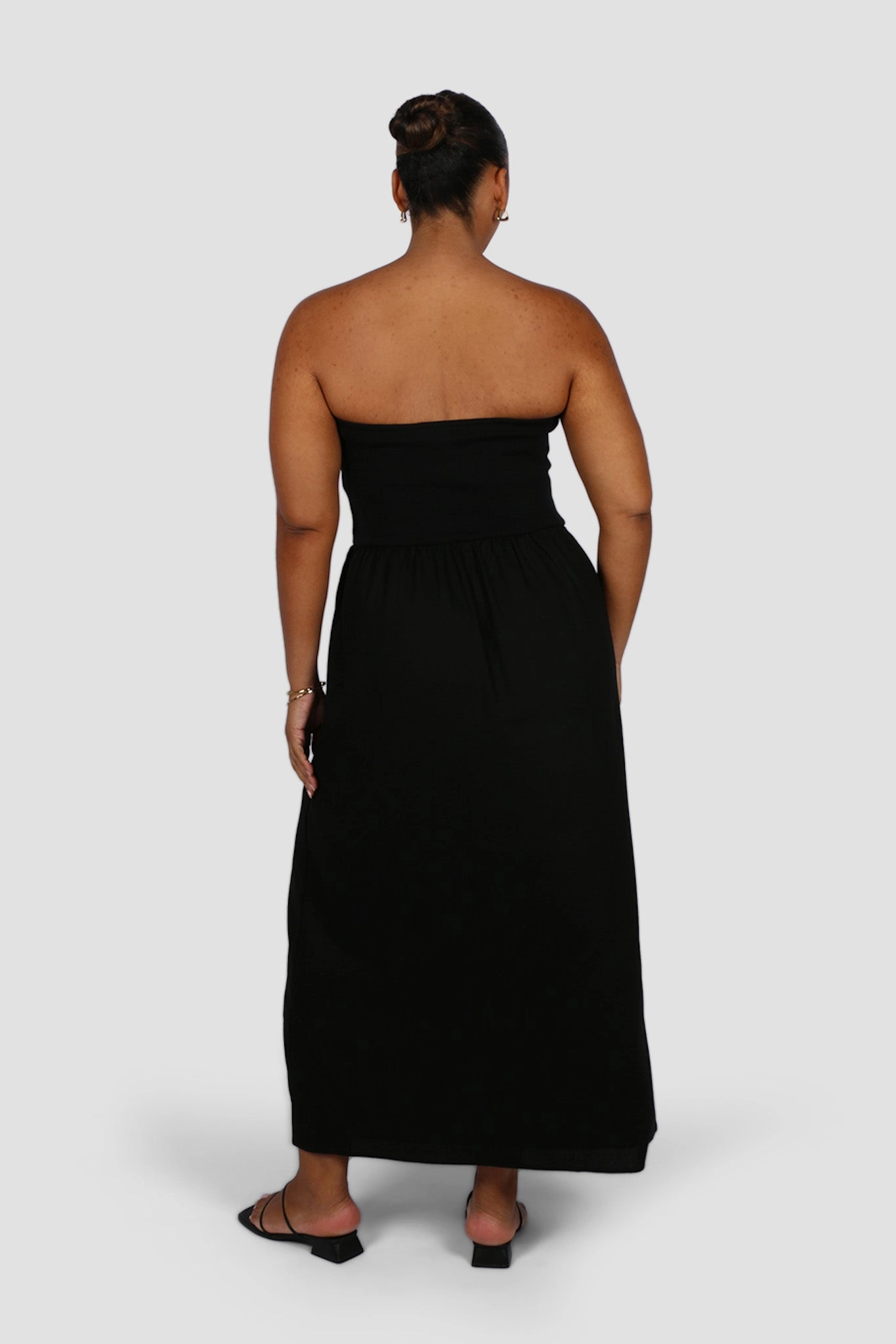 Chic Tone VELLA DRESS BLACK