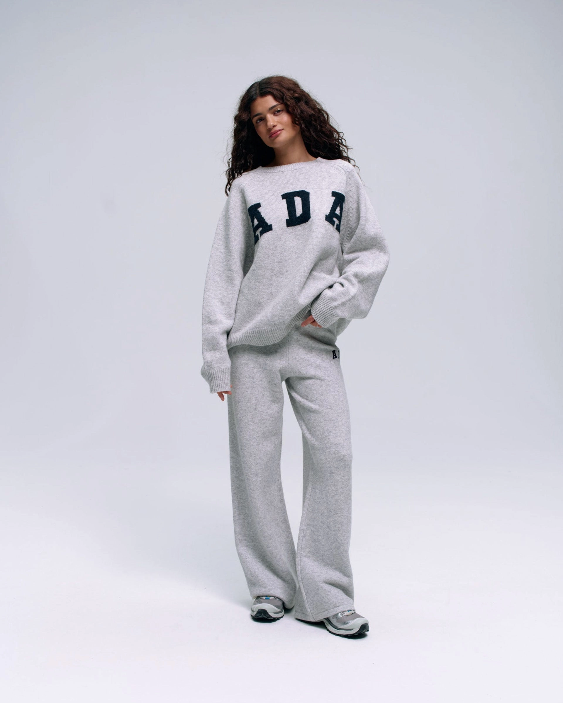 Soft and Light No Gap Waist ADA Knit Straight Leg Sweatpants  - Light Grey Melange/Navy Blue