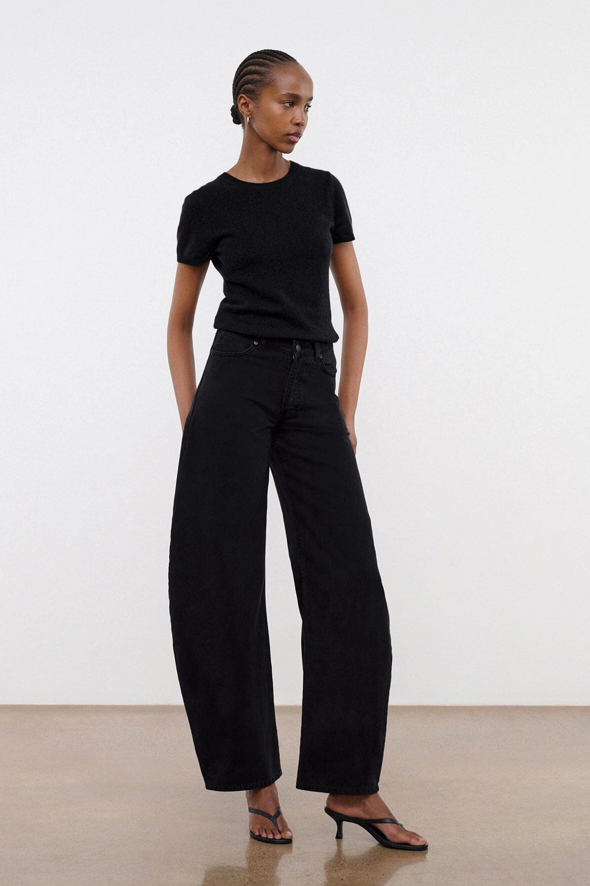 JACKSON BARREL JEAN | STUDDED BLACK Compact Weave Technology Modern Vibes