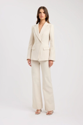 Alto Cinched Blazer Urban Outdoor Look