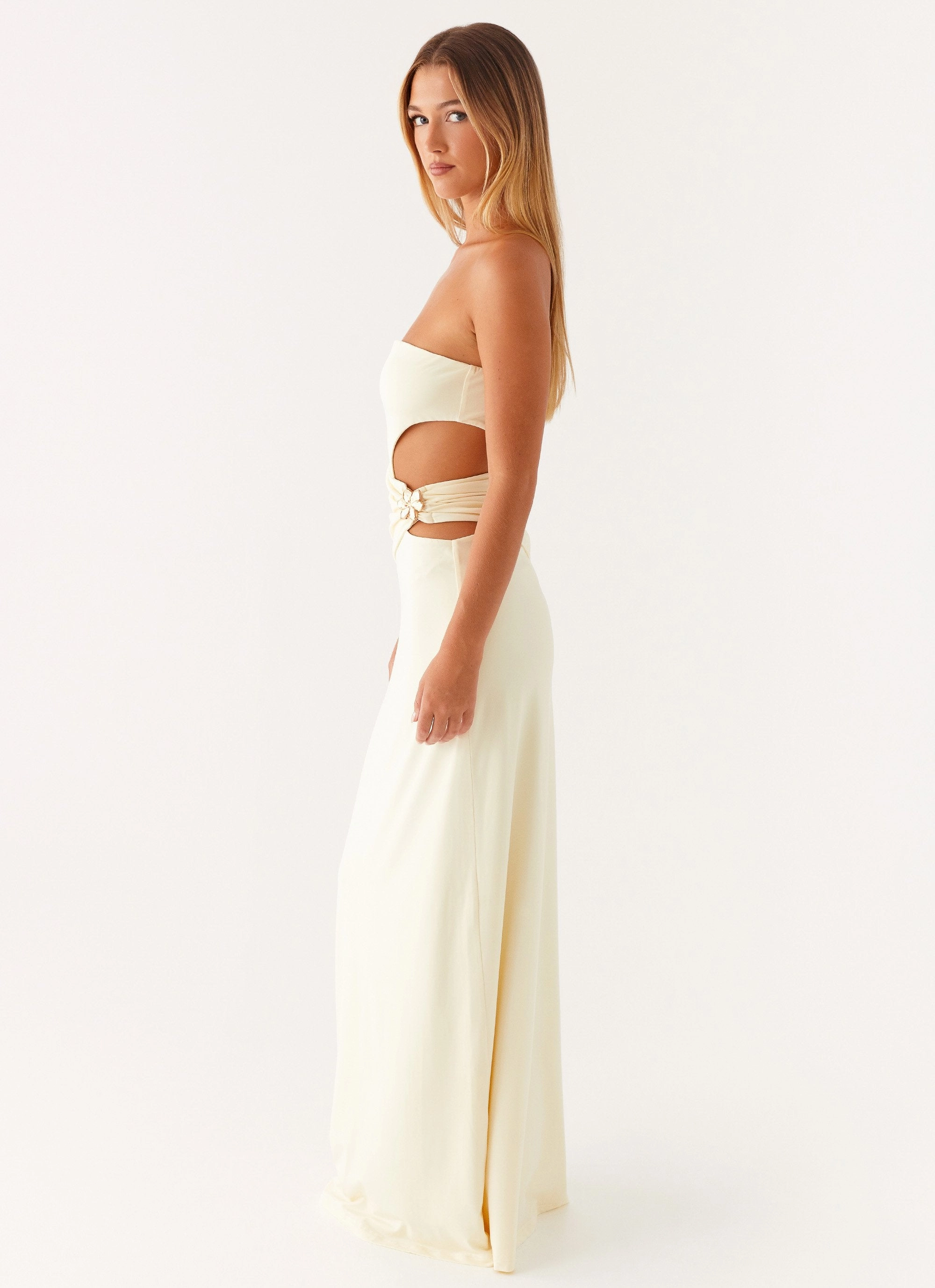 Side-Slit Flattering and Chic Anetta Maxi Dress - Yellow
