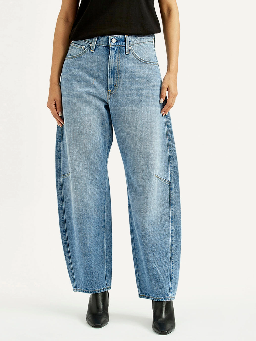 Women's Cinch Light Blue Barrel Loose Fit Mid Rise Jeans Wear It All Smart Layer