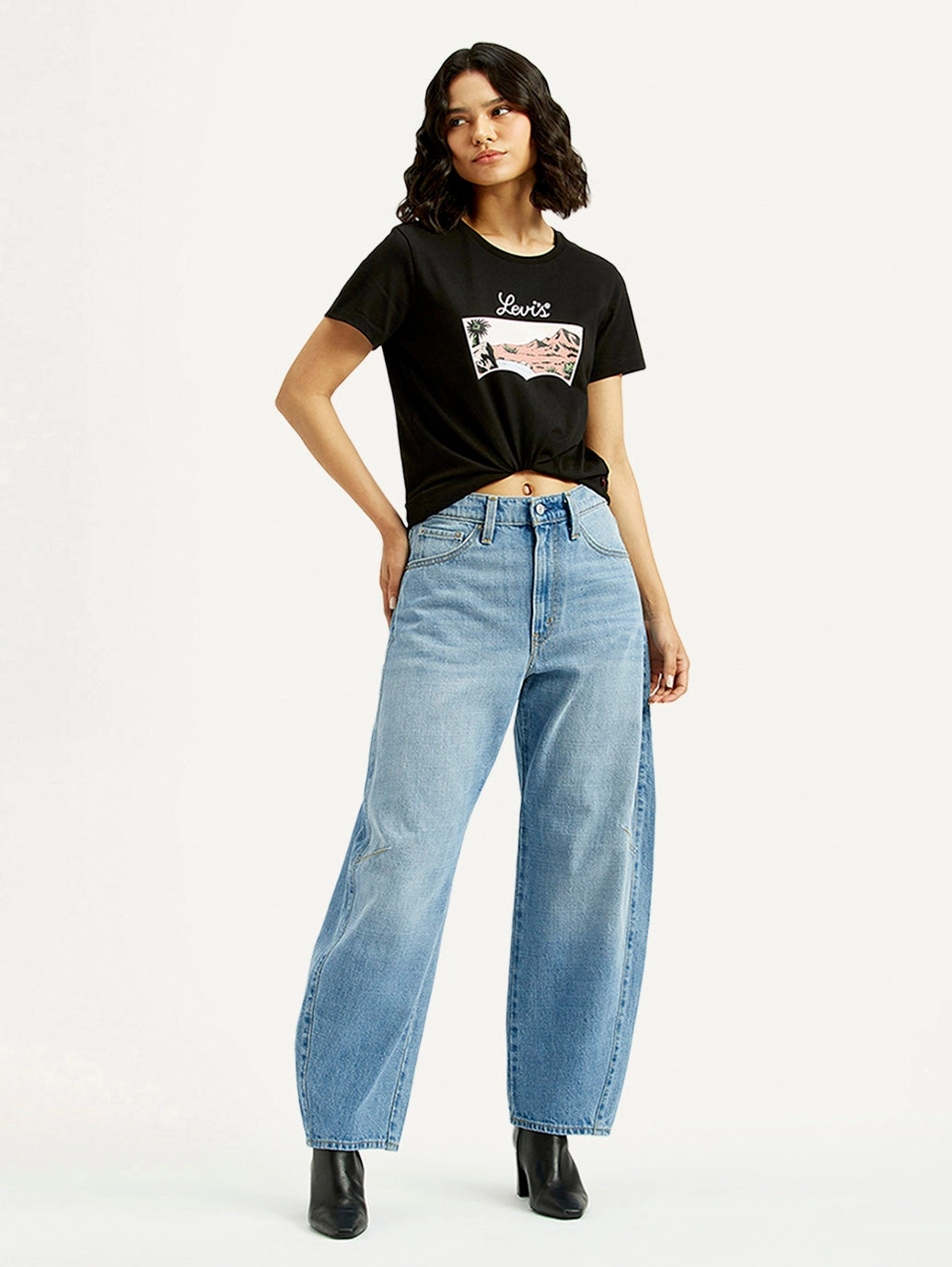 Women's Cinch Light Blue Barrel Loose Fit Mid Rise Jeans Core Wardrobe