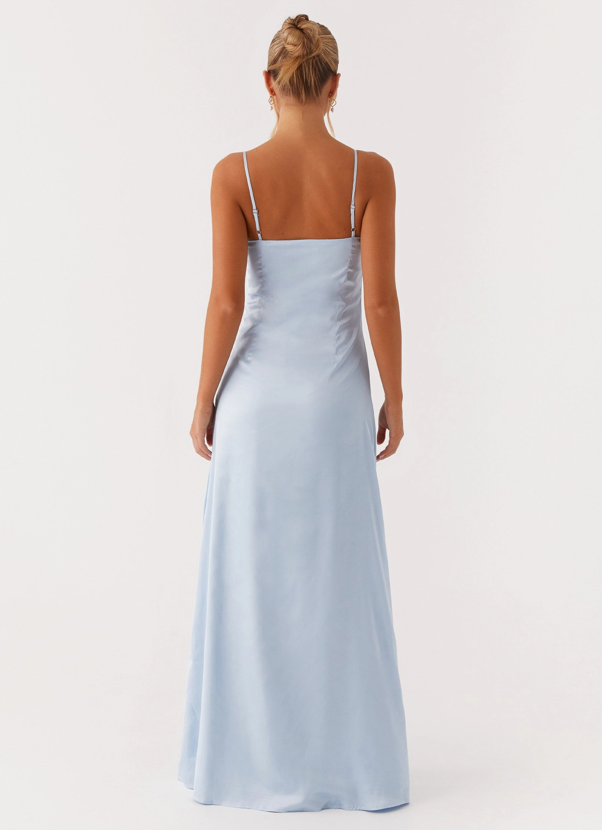 Aster Bloom Maxi Dress - Blue Dainty Finish Fashion Daily