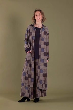 Poly Blend Layer Piece Deeanne Hobbs - DHW25-86 Trooper Shirt