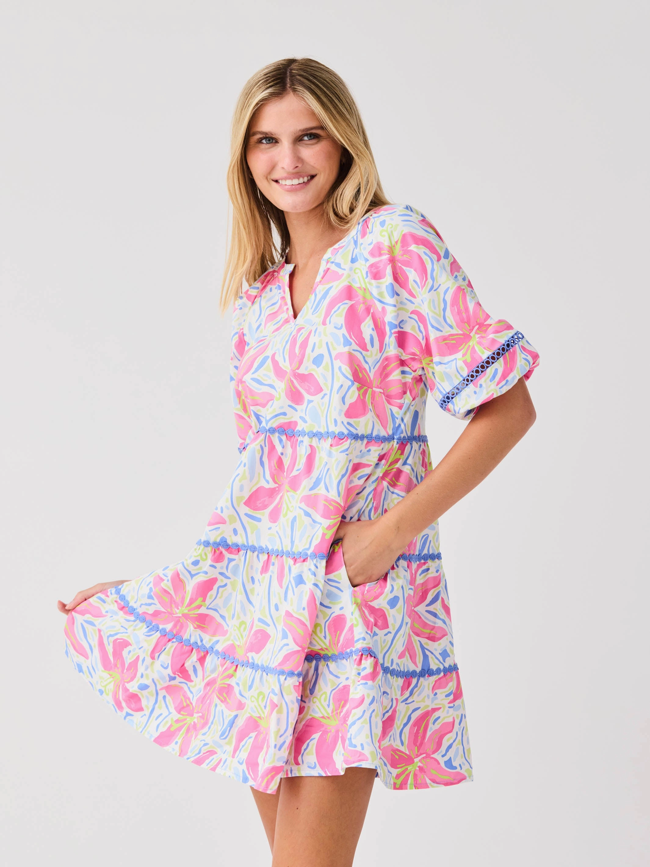 FINAL SALE - Palmer Dress | Hibiscus Harmony White Comfortable Waistband Summer Mood