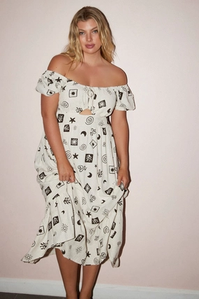 Beige Abstract Midi Dress Short Sleeve Ruched Bust Light Silhouette Flare Breeze