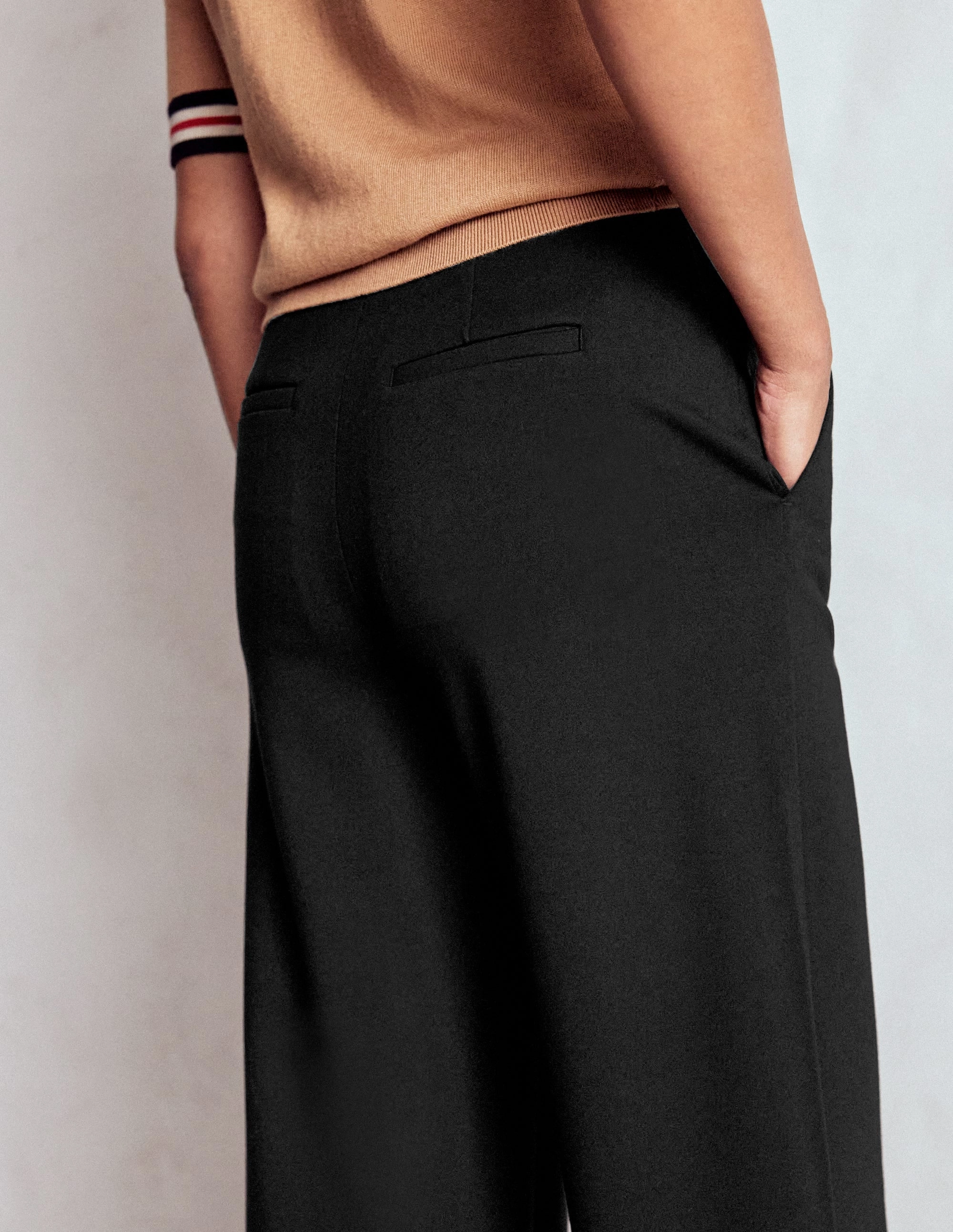 Functional Fashion Belgravia Ponte Crop Trousers-BLACK