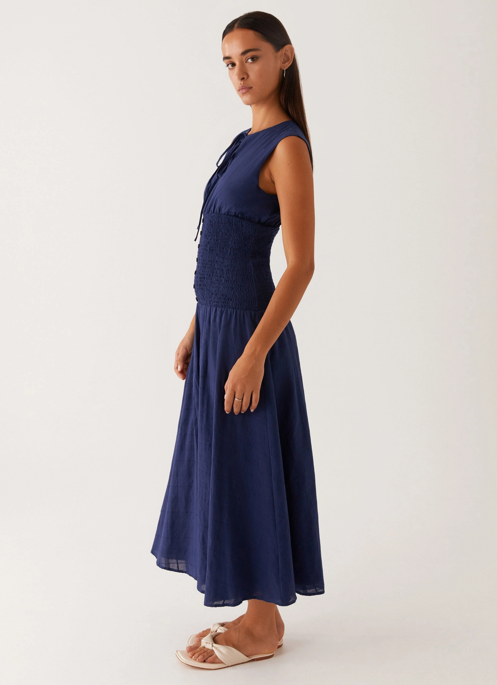 Belle Shirred Waist Midi Dress - Navy knee-length foldable