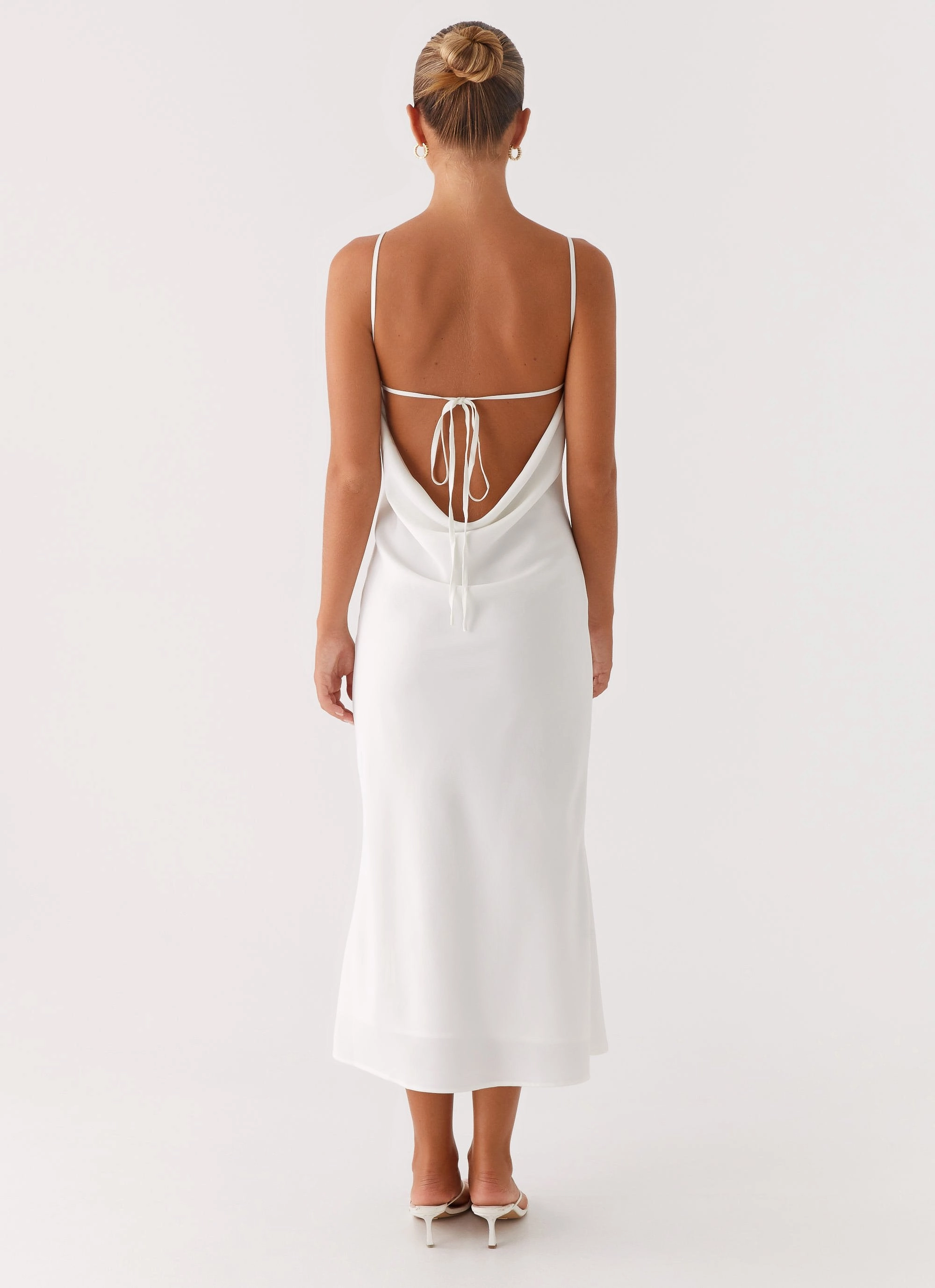 Bentley Midi Dress - White Breathable Layering Elegant Waistband Fit
