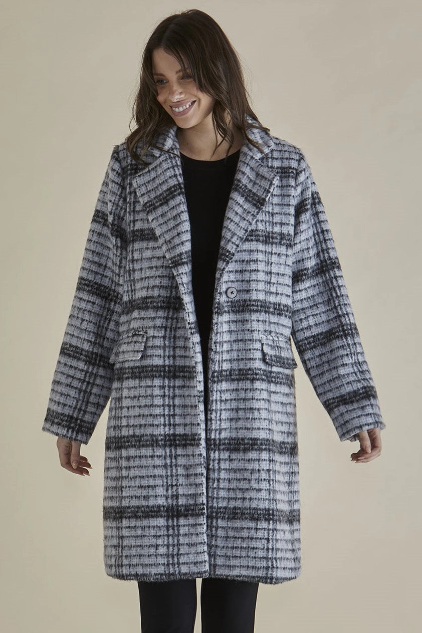 Betty Basics Wanda Coat Mono Chrome DoubleLayeredHem