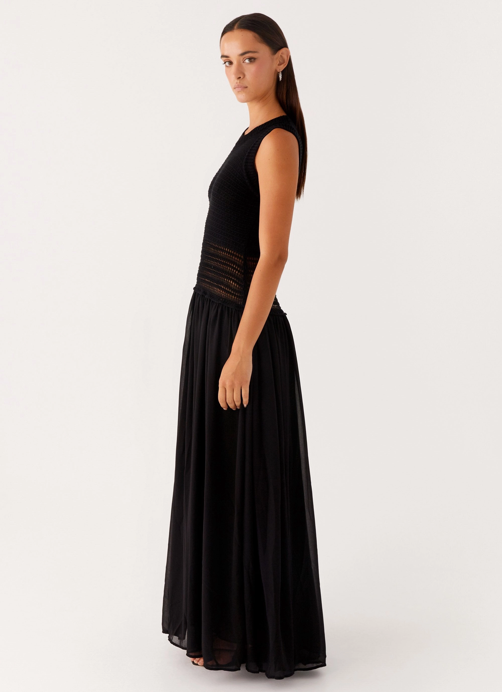 plus-size Off Grid Crochet Maxi Dress - Black