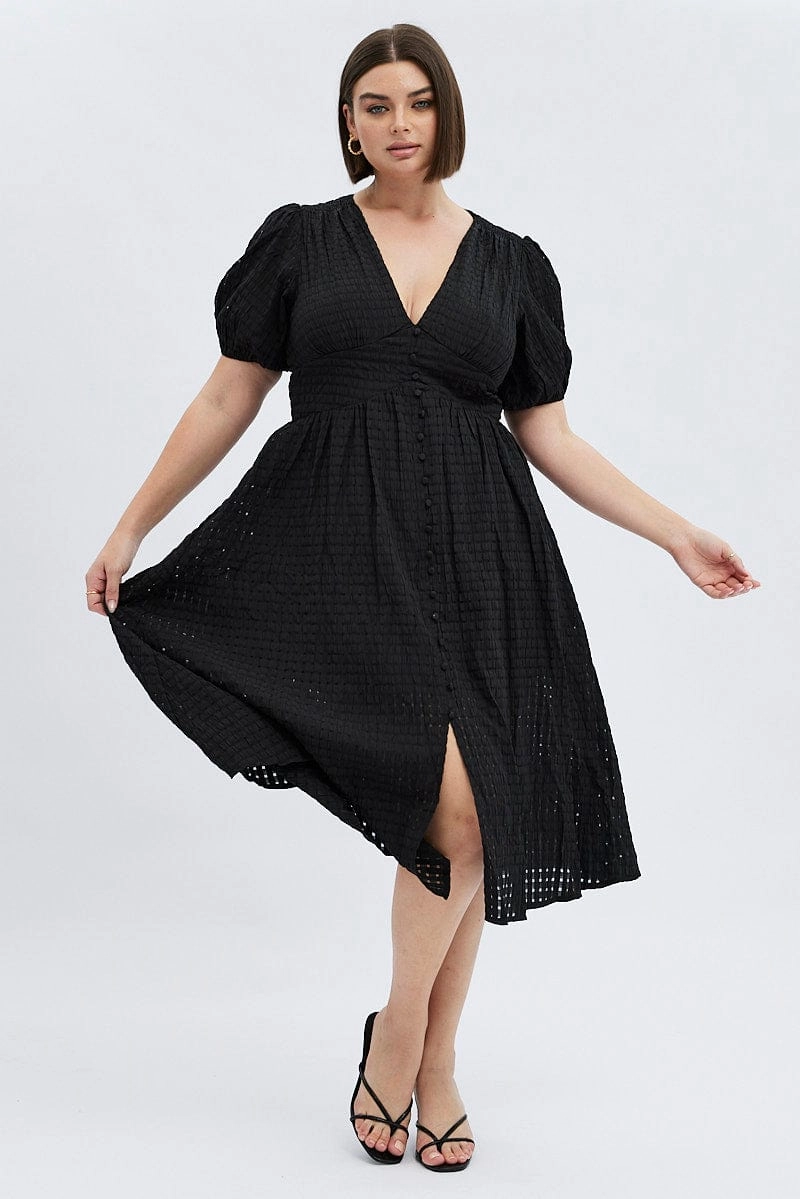 Urban Motion Black Midi Dress Short Puff Sleeve