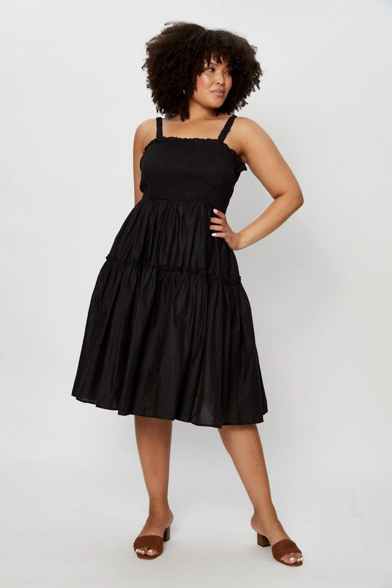 Designer-Label Minimalist Fit Black Midi Dress Square Neck Sleeveless