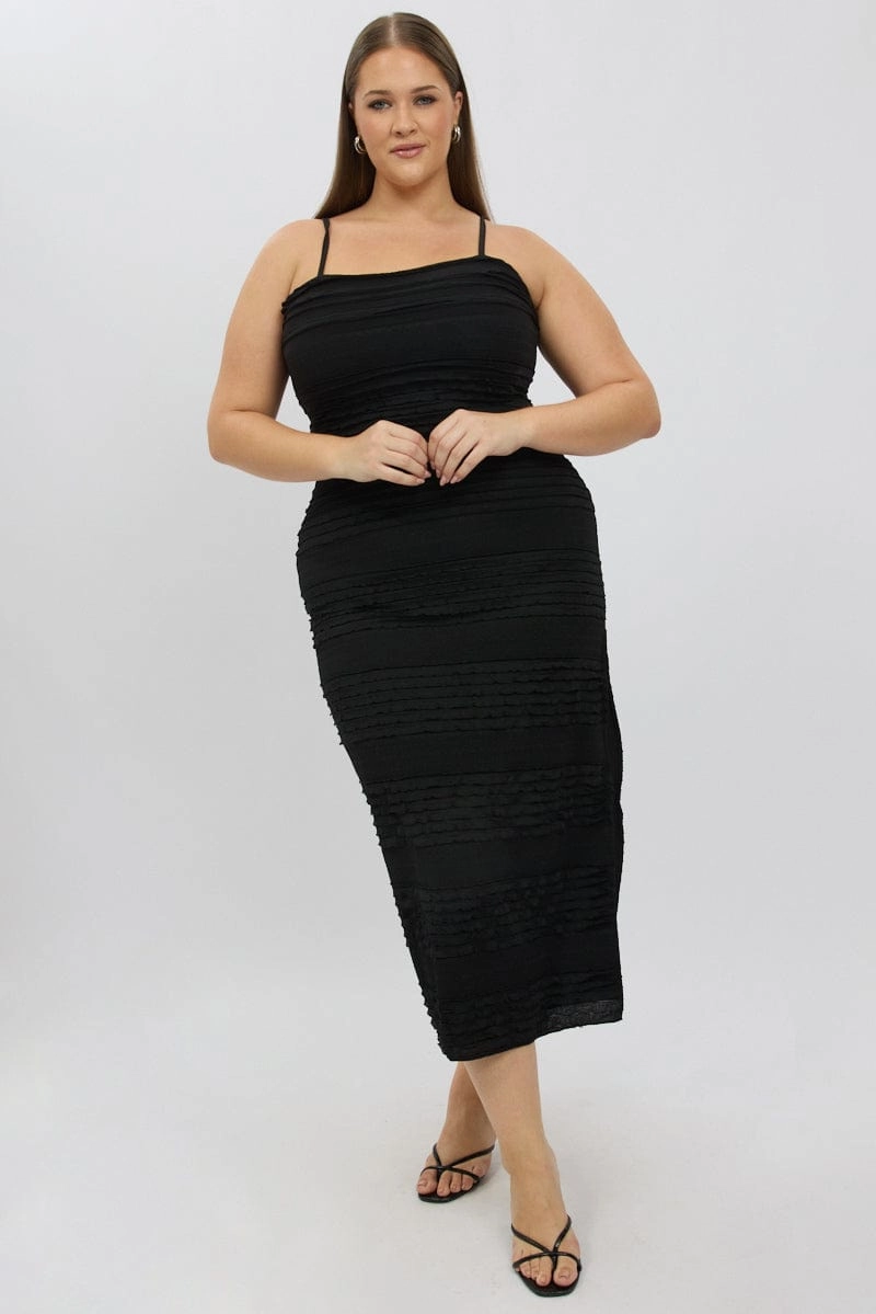 Black Textured Frill Scoop Neck Bodycon Maxidress Relax Cut Winter Wrap
