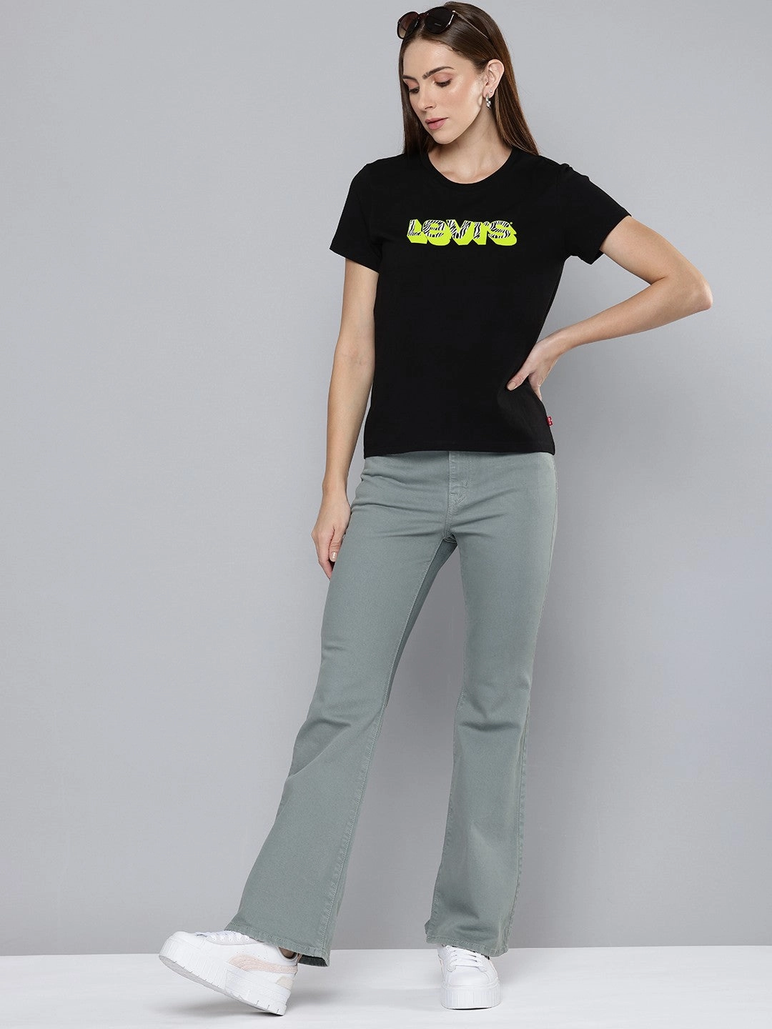 Loose Outdoor Adventure Work Meeting Women's 726 Grey Flared Fit Mid Rise Jeans