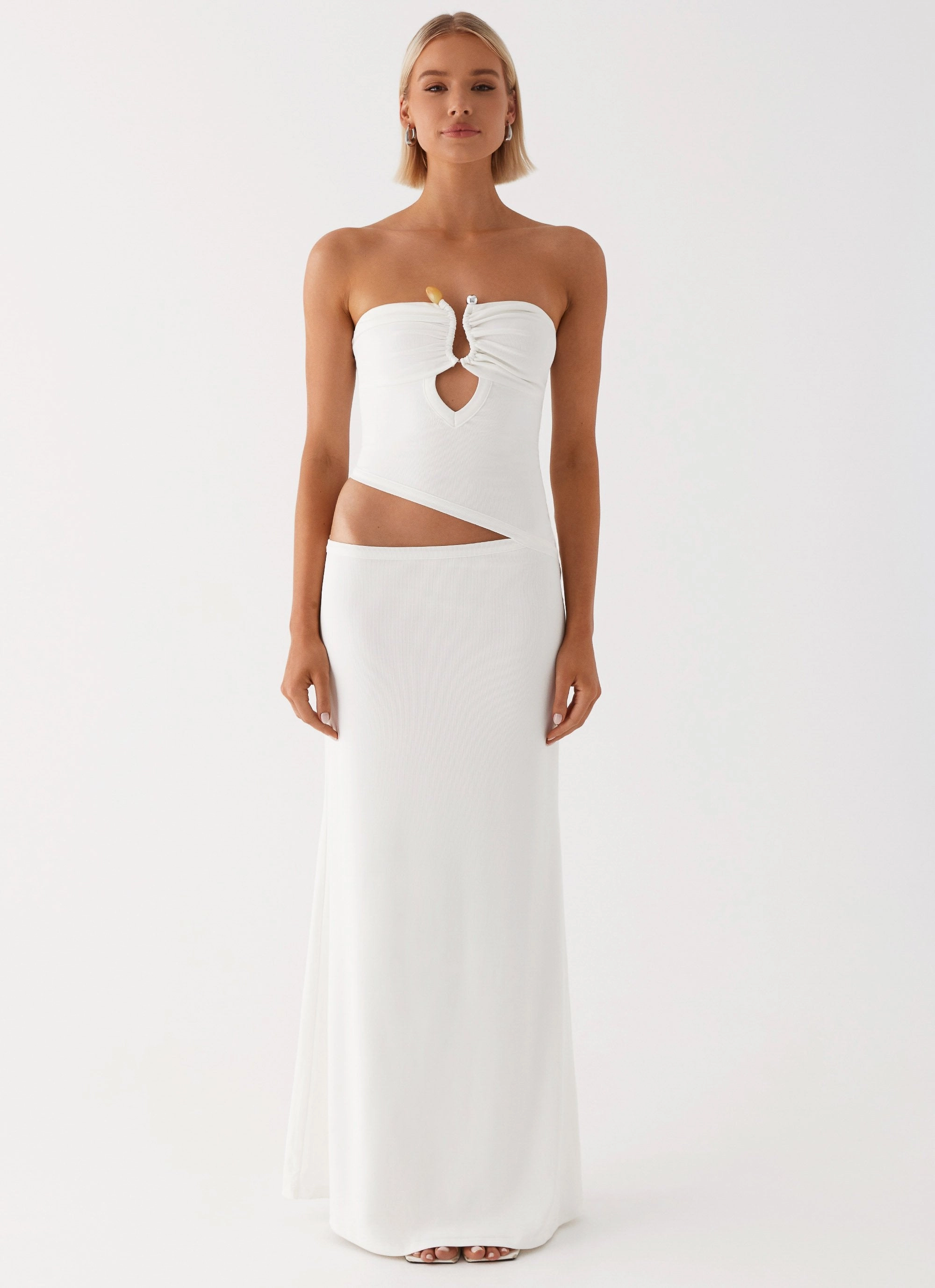 Wild Roses Maxi Dress - White Travel Essential