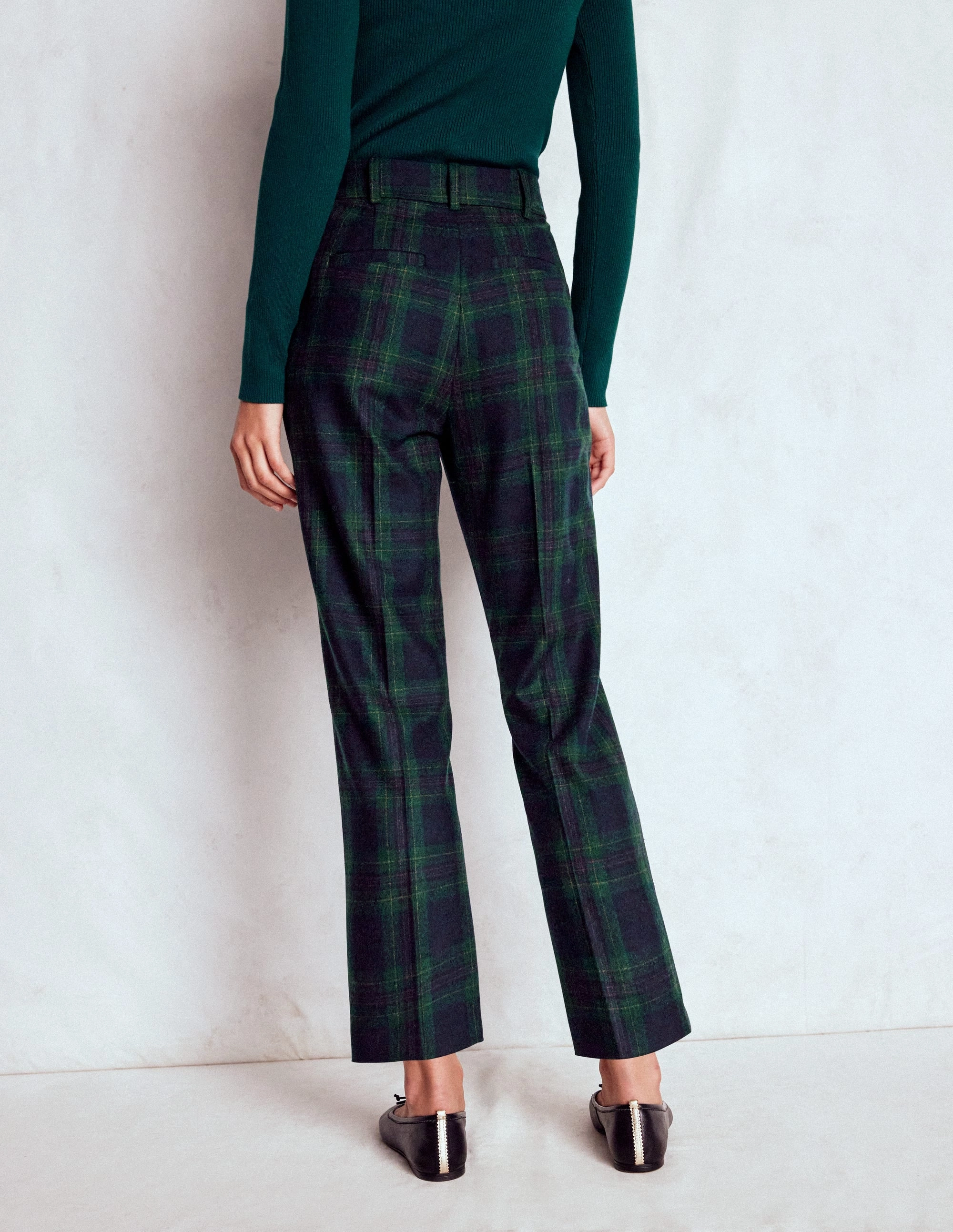 DurableReinforcedMaterial Sleek Look Canonbury Wool Trousers-Navy and Green Tonal Check