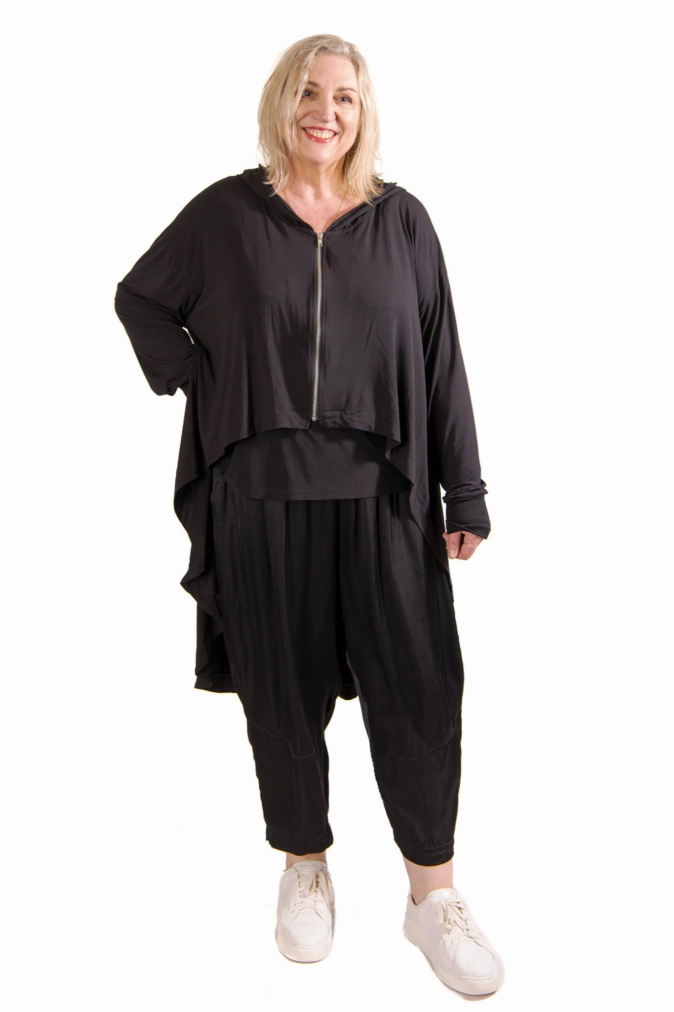 Noise Reduciting Fabric Cascade Hood