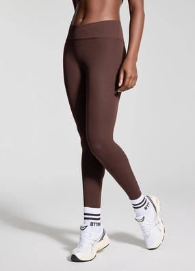 Zen Mode Chic and Stylish V-Cut Scrunch Leggings