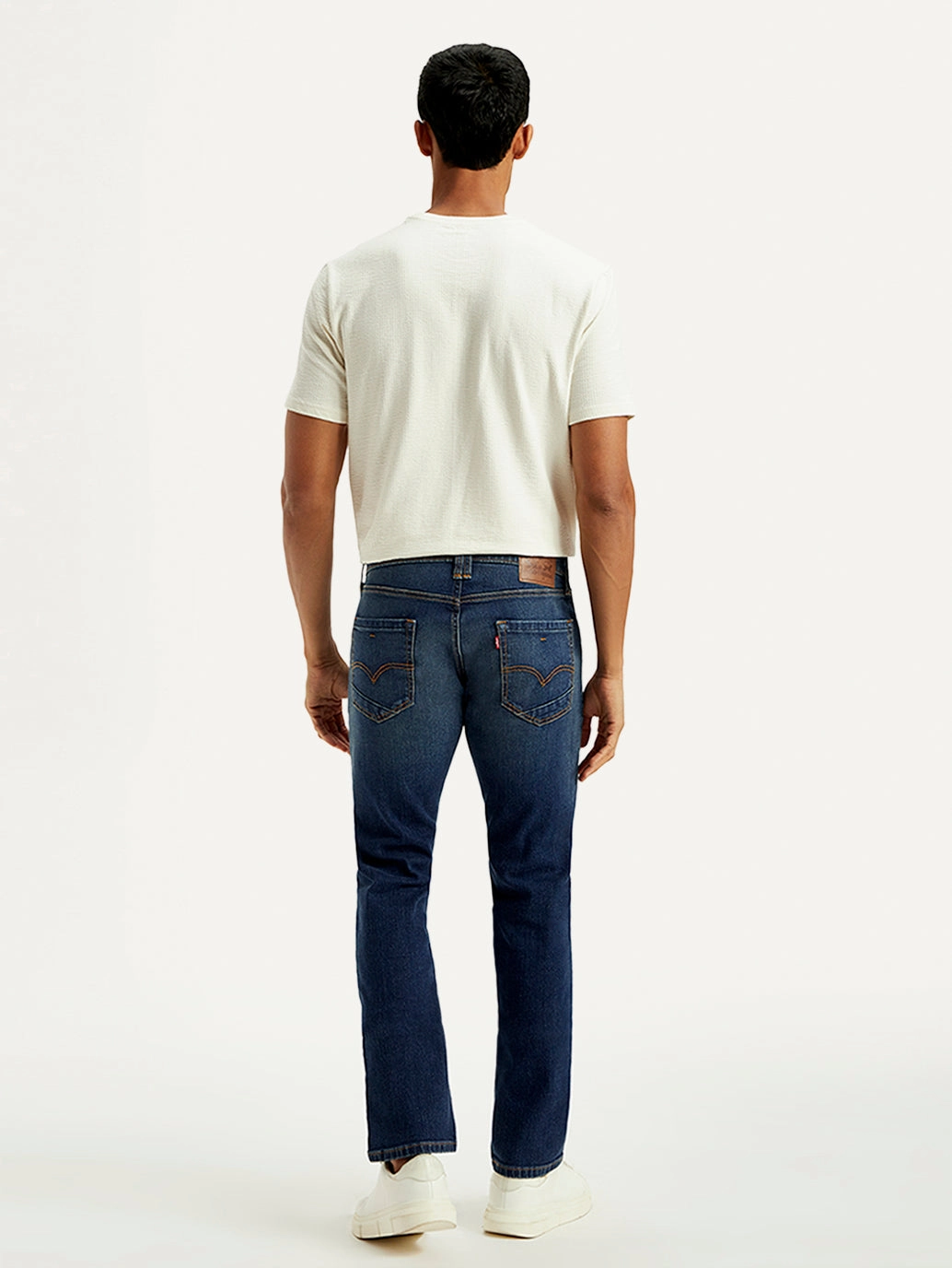 Subtle Look Fit For Every Day Men's Tinted 513 Blue Slim Straight Fit Mid Rise Jeans