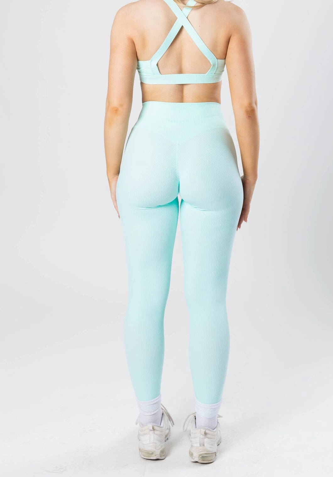 CloudRib? Original Sculptseam? Legging Poolside Tailored Shape Effortless Active Fit