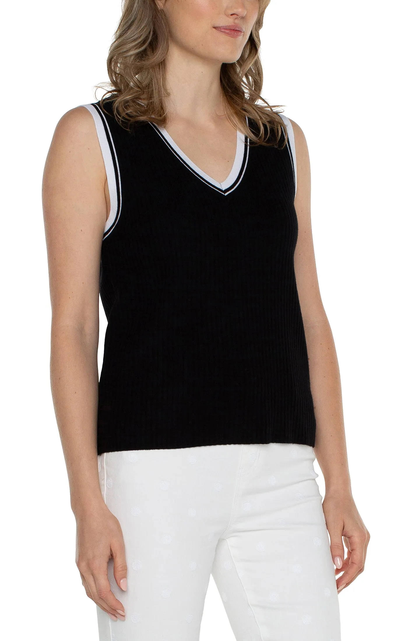 Comfortable Wear Fit Sleeveless V-Neck Sweater with Trim Detail Everyday Style Trend comfortable option