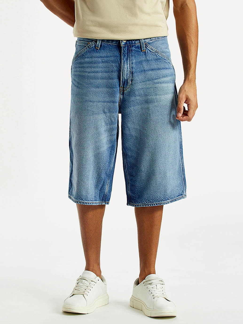 Style Basic No Ride Up Men's 568 Light Indigo Loose Fit Mid Rise Shorts