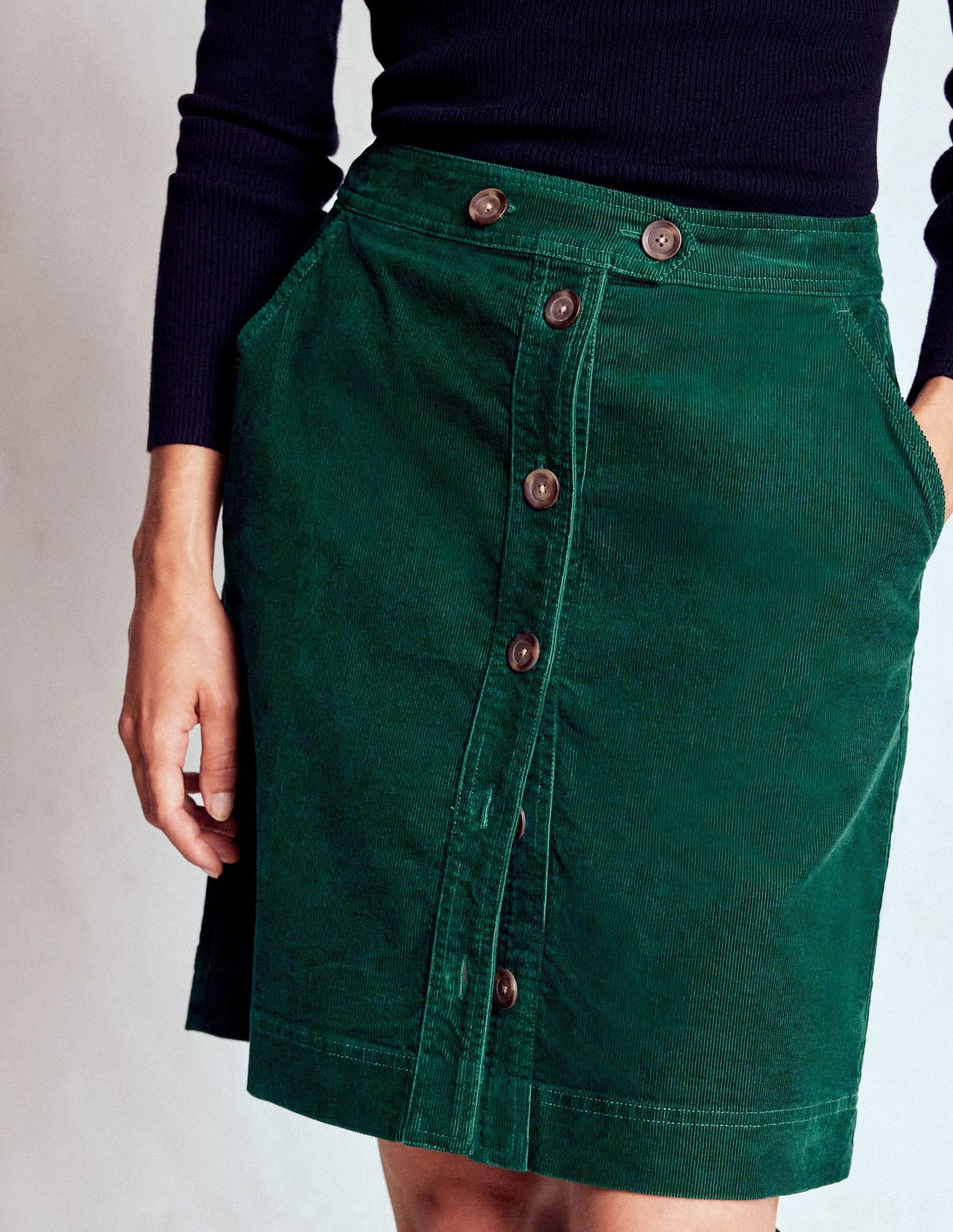Cecelia Cord Skirt-Emerald Night Layered Style Everyday Look