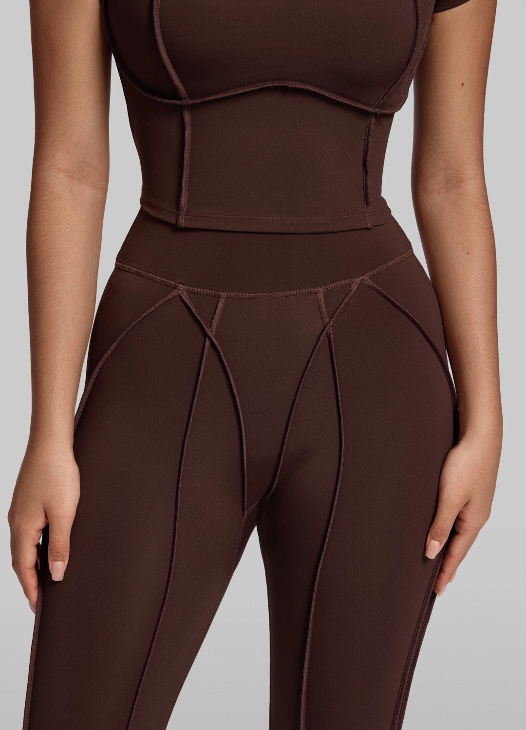 Sporty Fit Contour Stitch Leggings