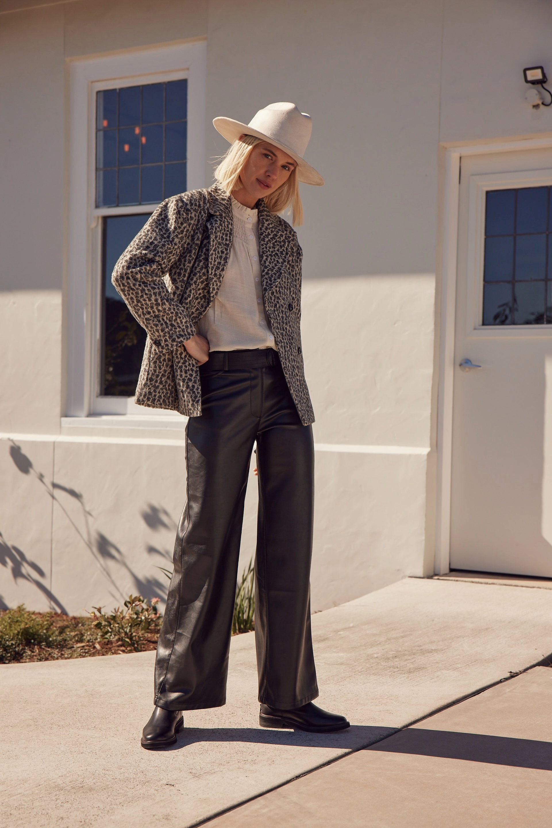 Formal Use Zoe - AW25-SPI Spire Coat