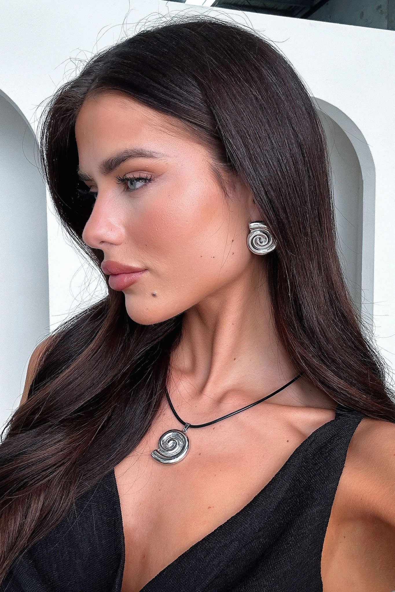 Cove Earrings - Silver Mesh Lining