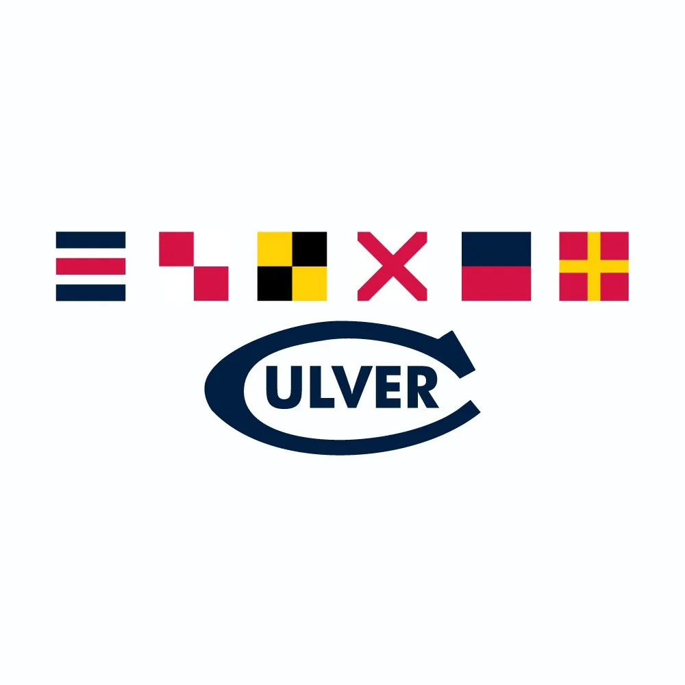 Bar Night Champion Powerblend Code Flag Hood - White