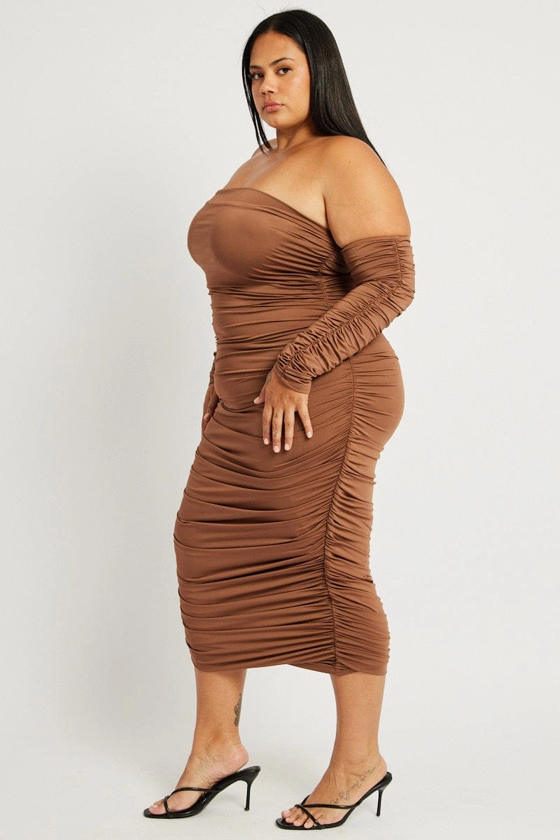 Texture Rich AntiFrayEdging Brown Ruched Jersey Midi Dress