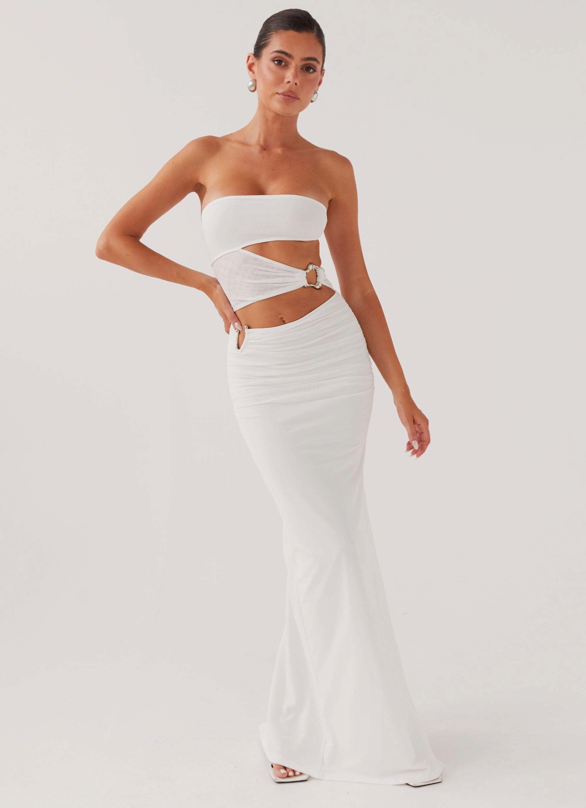 Lightweight-Comfort Into Pieces Mesh Maxi Dress - White
