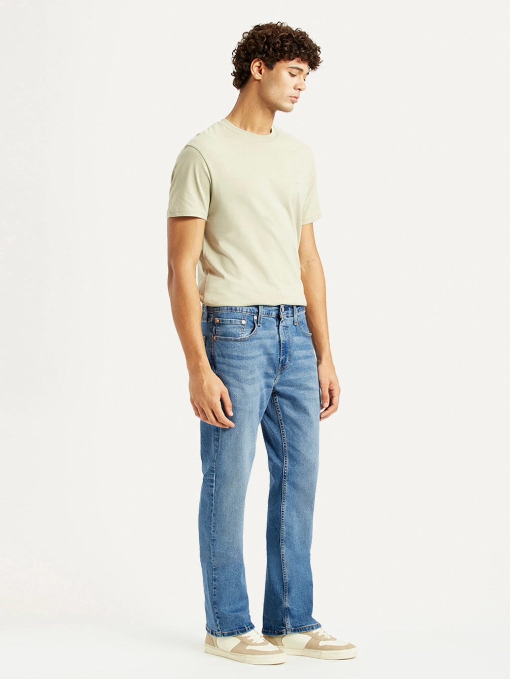 High Quality Bold Look Summer Vibes Creative Look Elegant Road Trip Men's 527 Med Indigo Bootcut Fit Mid Rise Jeans