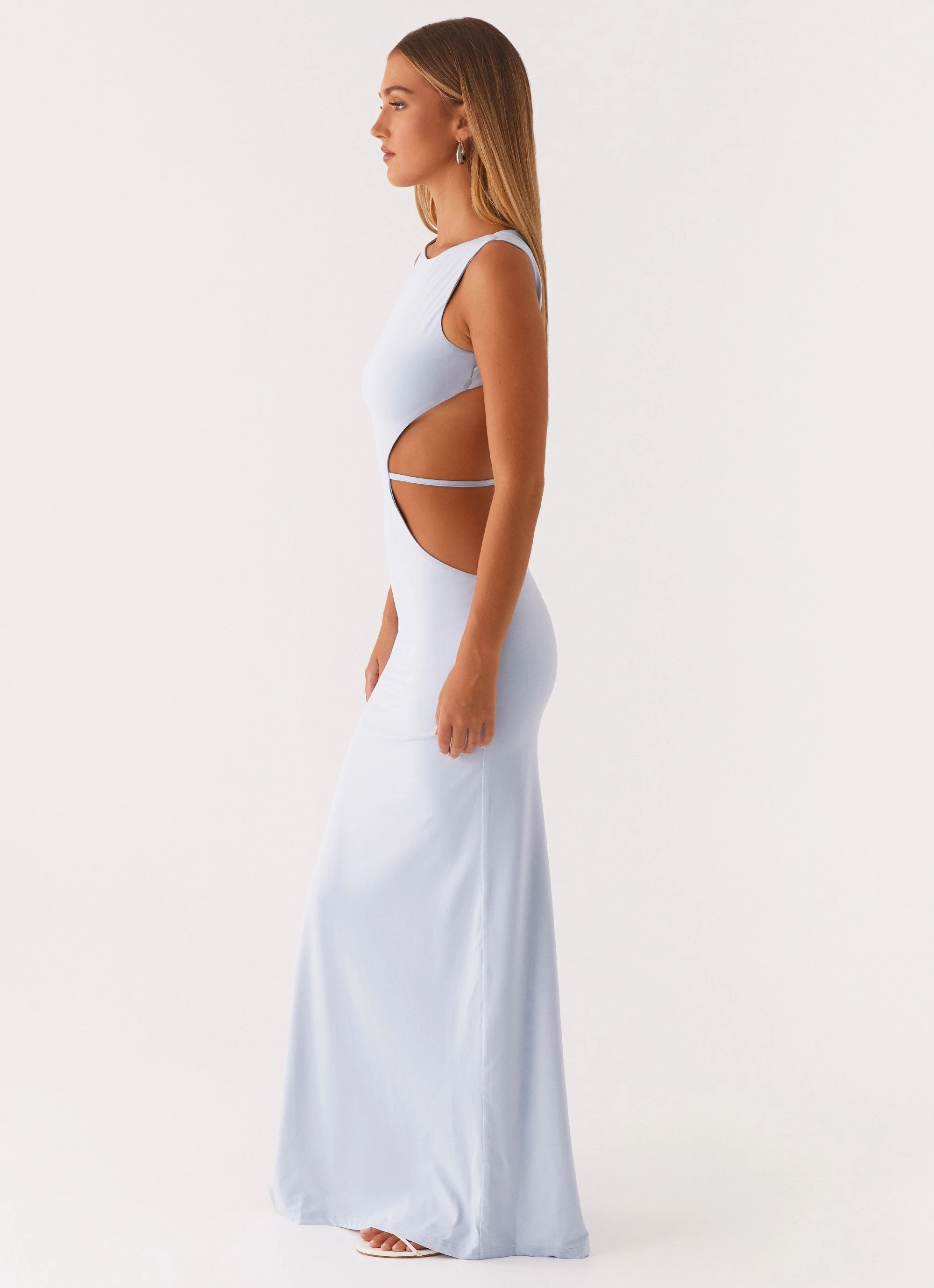 Calm Drape Minimal Details Sutton Maxi Dress - Blue