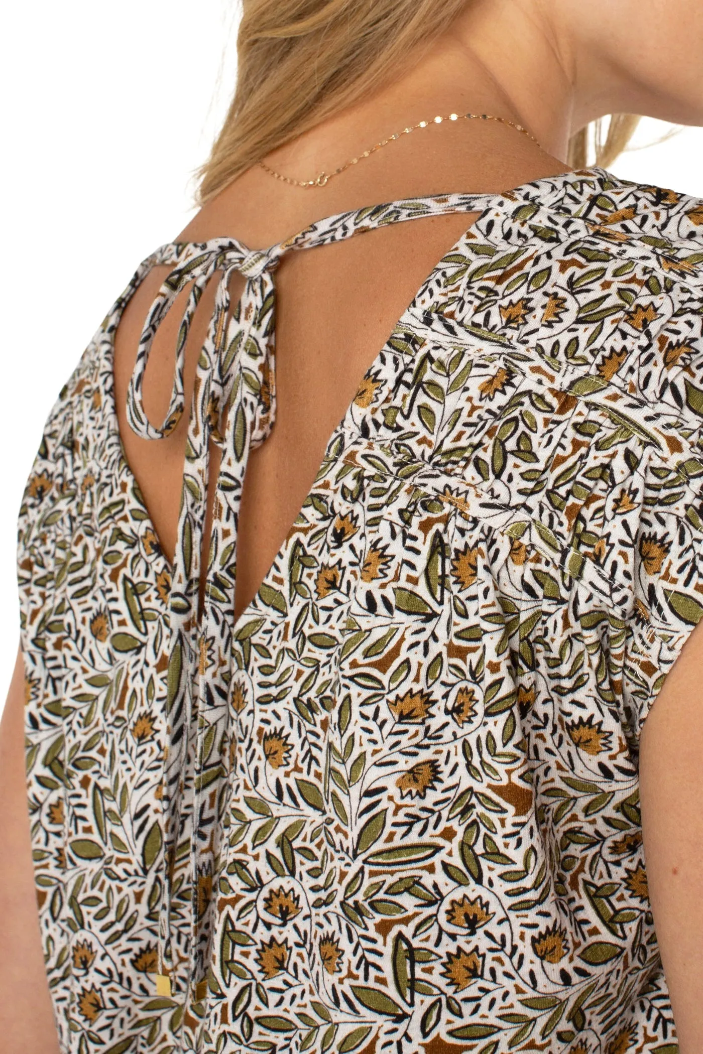 Active Trend Look Dolman Tie-Back Knit Top | Olive Leaf/Cream Cozy Layer Fit