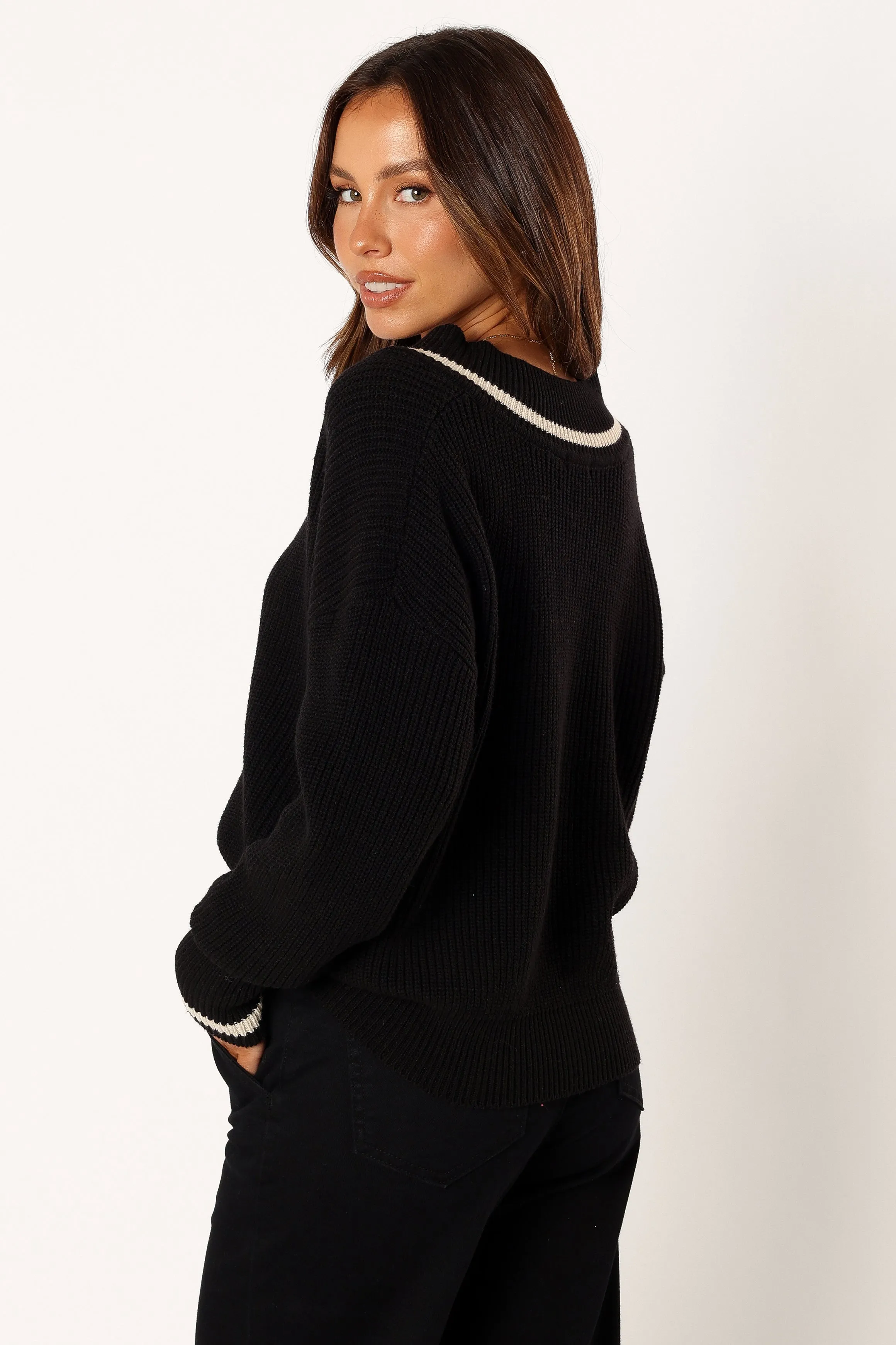 Oversized Collar Style Light Reflective Trims Dominique Contrast Vneck Knit Sweater - Black/Cream