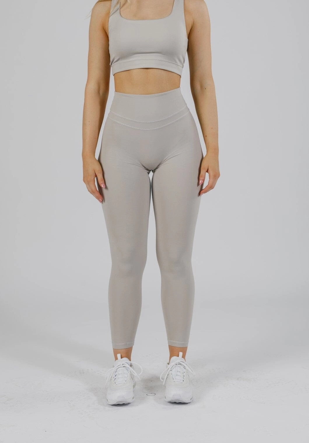 RecStretch? Levitate Sculptseam? Plus Legging Death Valley Form Fit Double Layer Pilates Session
