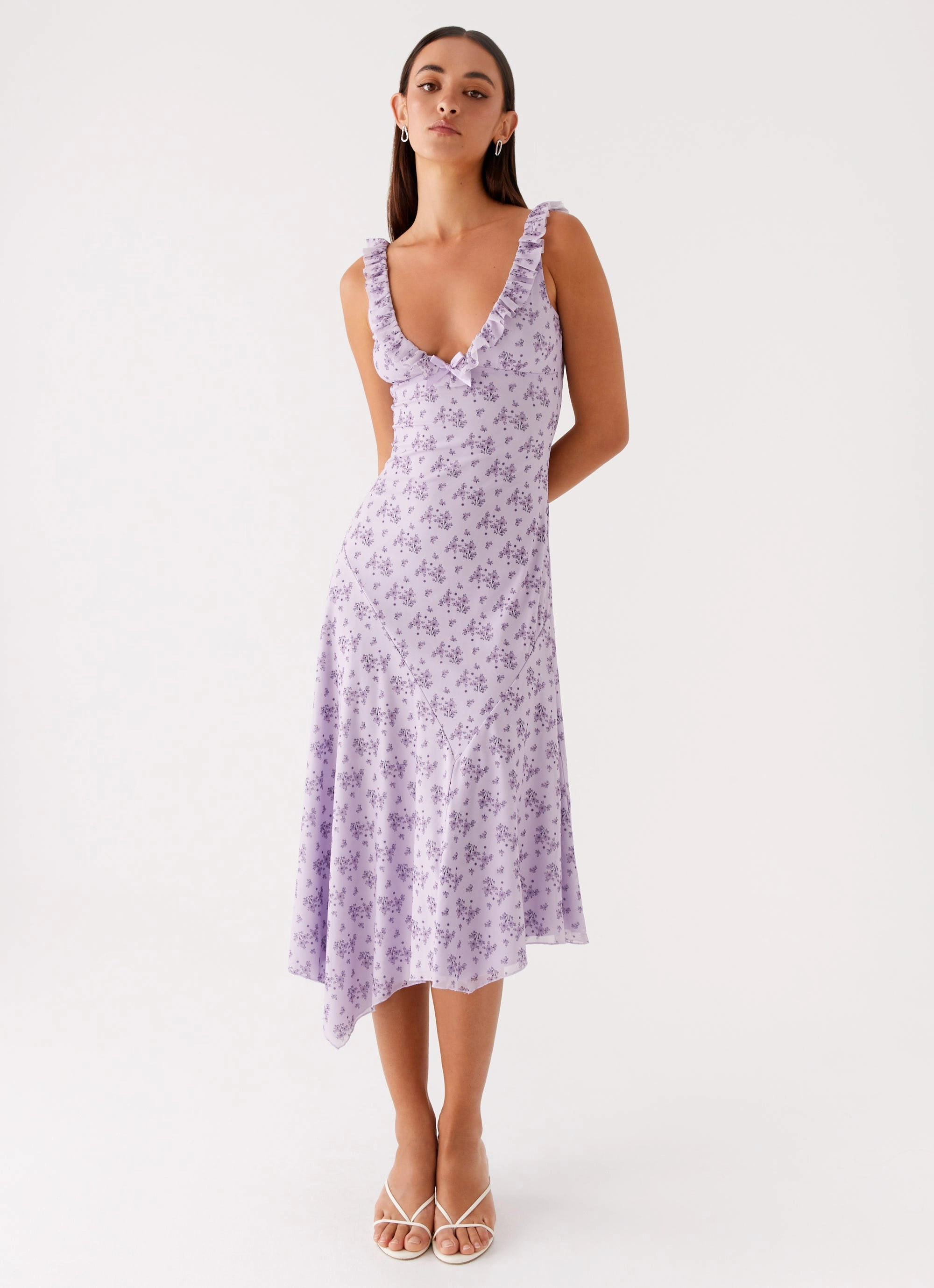 Chic Layers Romantic dinner wear Asteri Midi Dress - Lavender Meadow