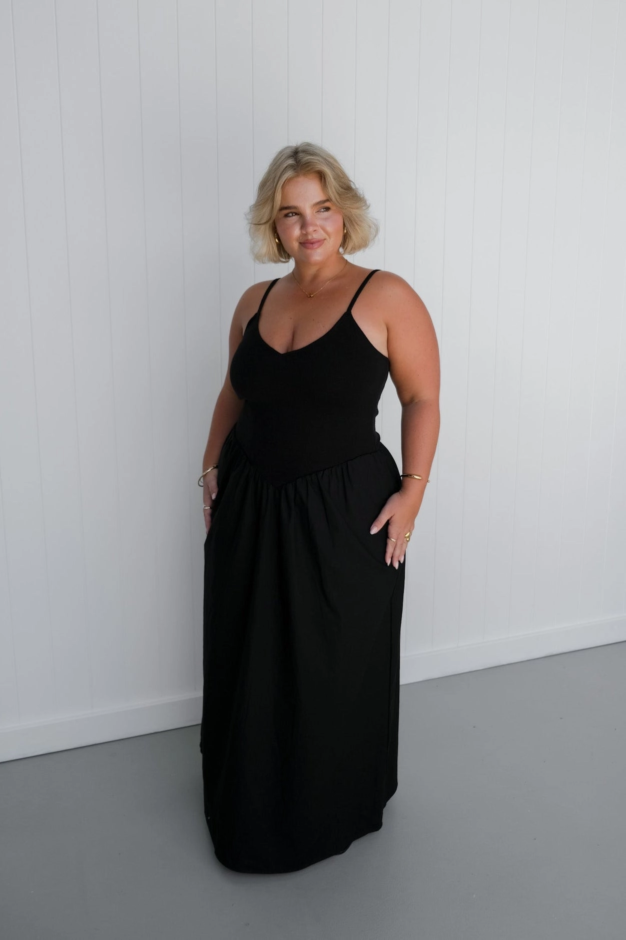 YARA DRESS BLACK Smooth Wear