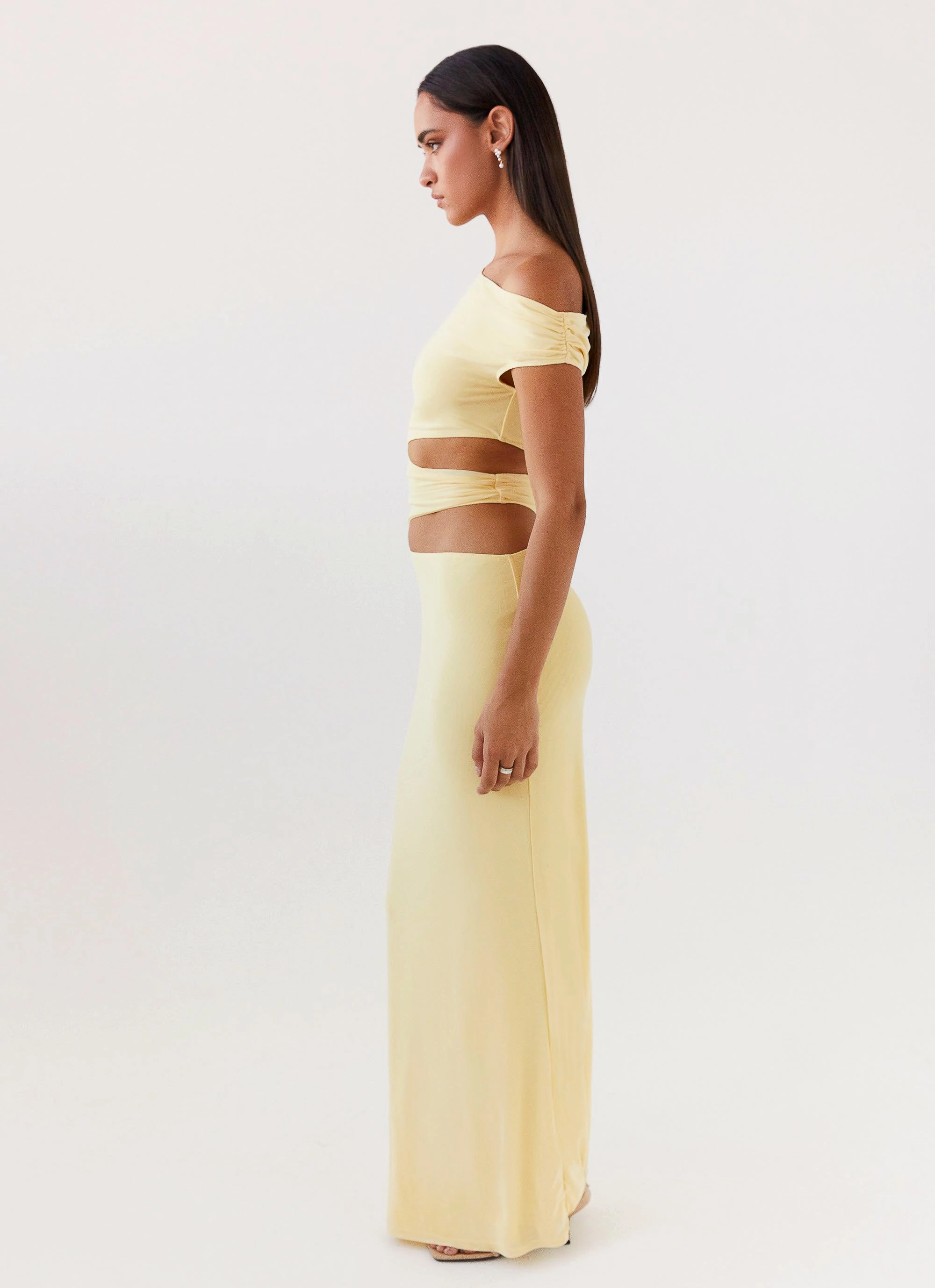 Margot One Shoulder Maxi Dress - Yellow Silky-Feel Refined fit