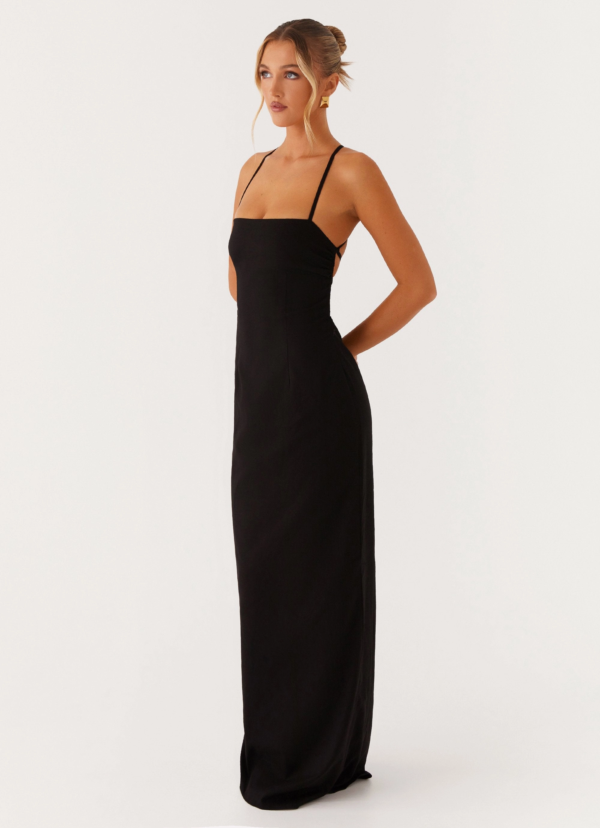 Formed Look Cora Backless Maxi Dress - Black
