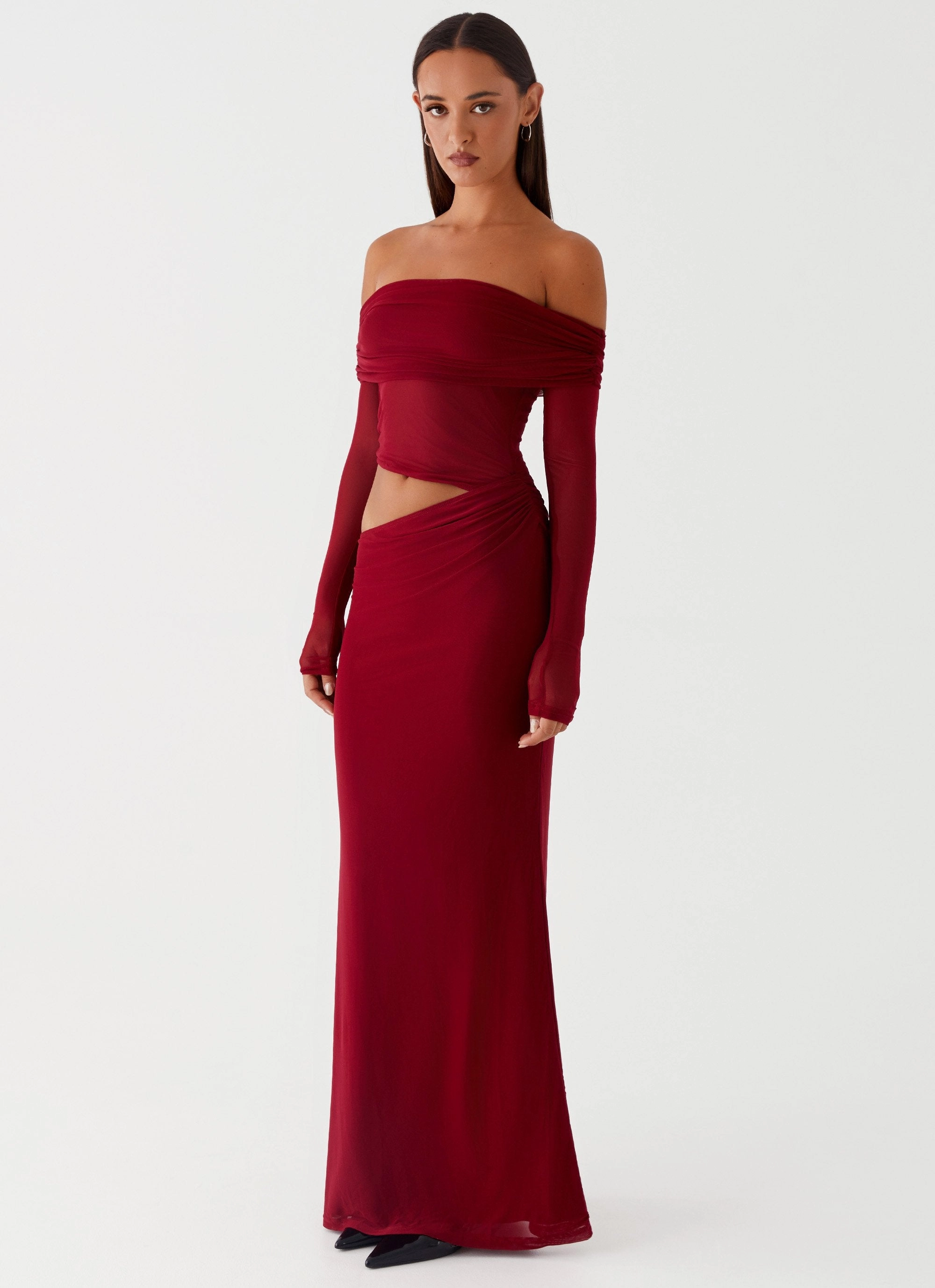 Chic and Flattering Heritage-Brand Emery Maxi Dress - Cherry Red