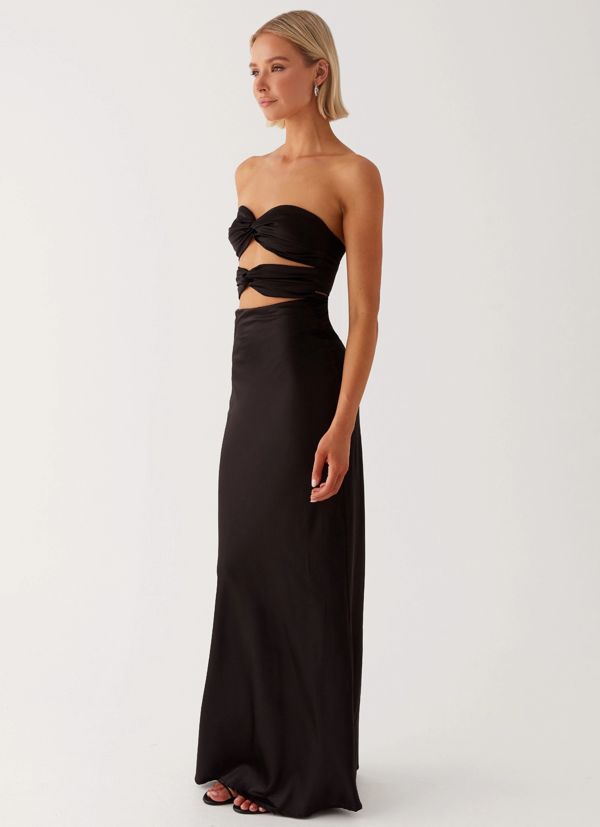 Tianna Strapless Maxi Dress - Black Curve Friendly