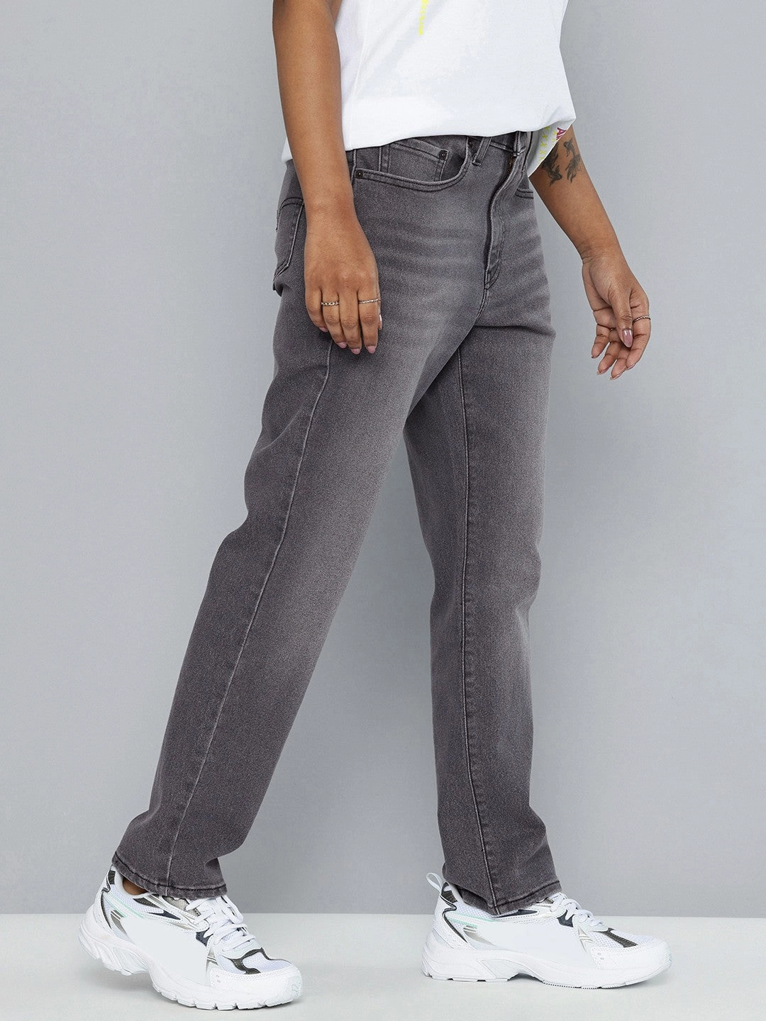 Women's 724 Black Straight Fit High Rise Jeans Comfy Waist