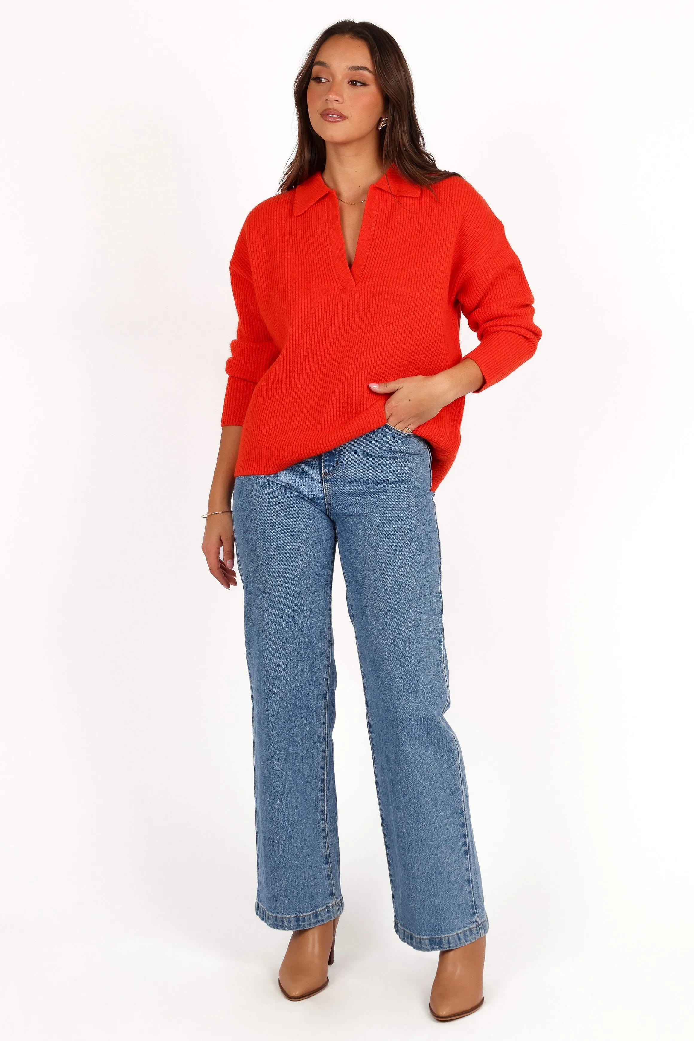 Wrinkle Recovery Fabric Drop Shoulder Design Zala Vneck Collar Knit Sweater - Red