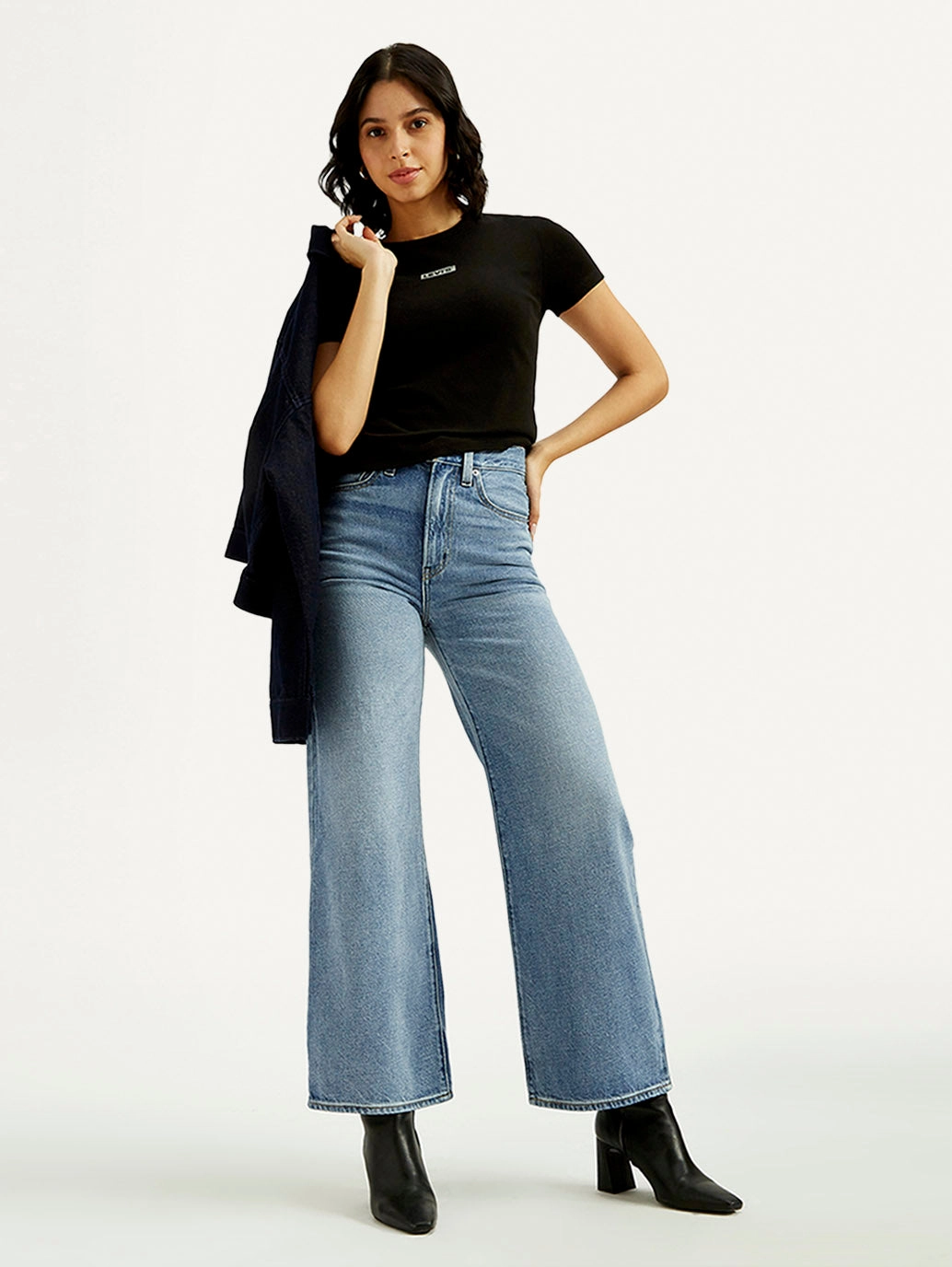 Party Look Weekend Warrior Flat Lock Stitching Women's Light Indigo Ribcage Wide Leg Fit High Rise Jeans